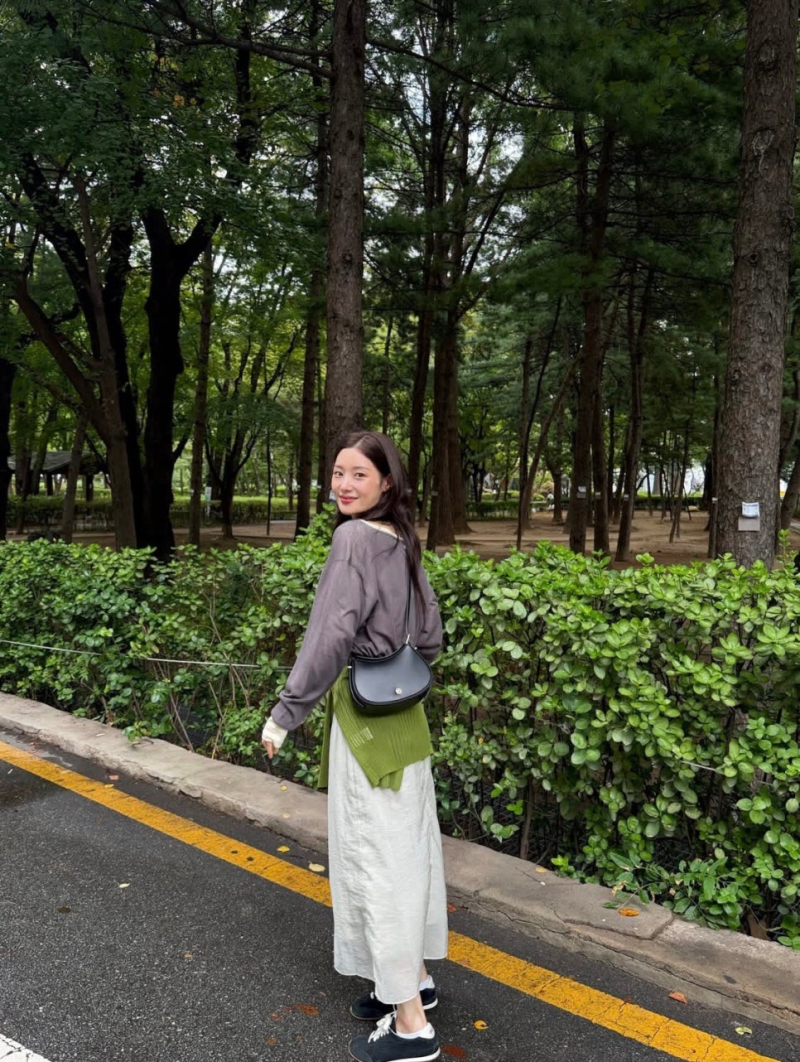 “명품인 줄 알았는데…” 정채연 가을 코디 가격 공개되자 난리났다, 아이돌·배우 다 제친 ....