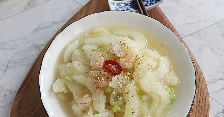 노각을 볶았더니 의외로 더 맛있습니다! 아삭하고 감칠맛 폭발하는 노각볶음 레시피
