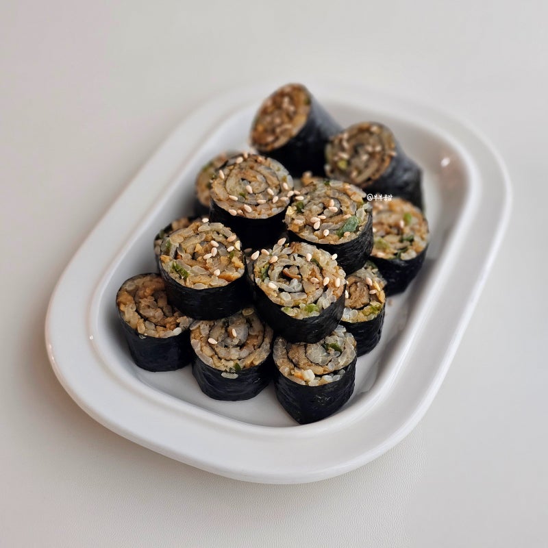 매운 어묵김밥 레시피 재료 다져서 초간단 매콤 오뎅김밥 만들기
