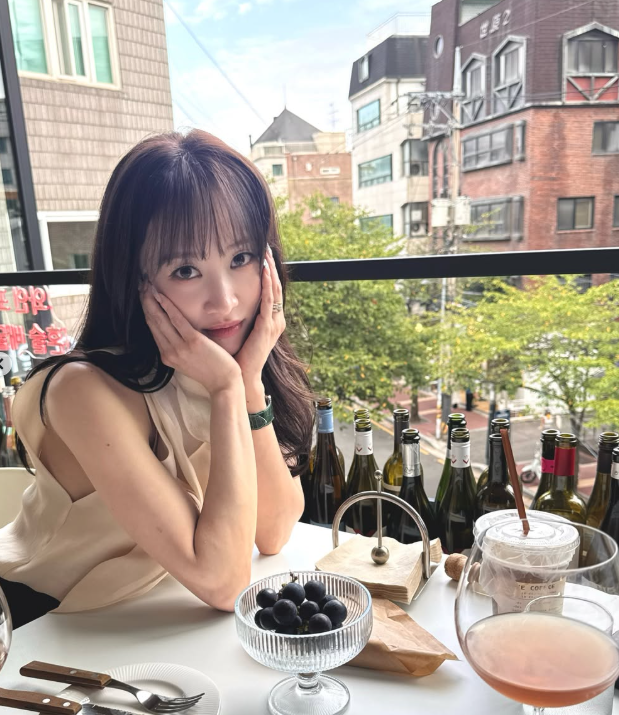 "프리티걸 부르던 그 니콜 맞아?"…카라 원년 멤버, 30대 중반에 완전히 달라진 분위기