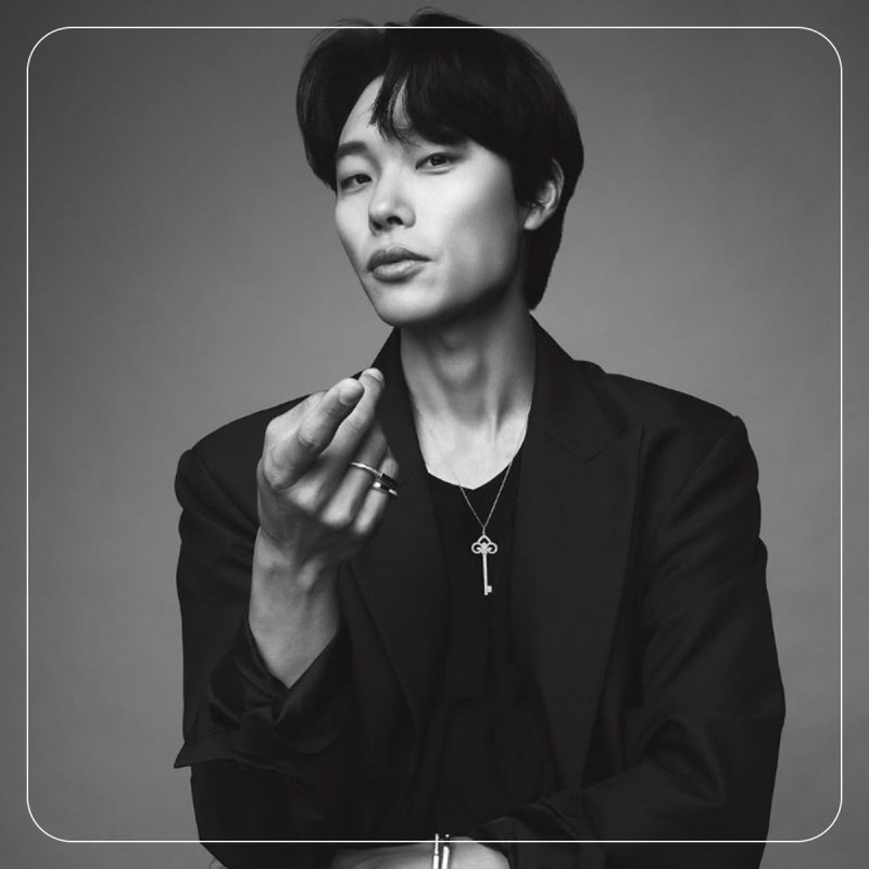 류준열 프로필 나이 "이렇게 변신한다고? "10년 전 정환이가 1인 2역 들쥐로 돌아왔다"