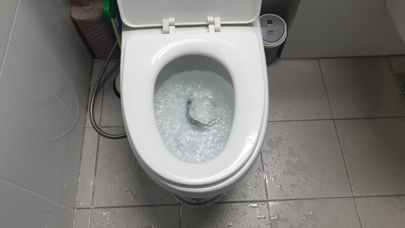 [다산동변기막힘]남양주 변기뚫는 비용은? 작업방법에 따라 달라지는 이유와 비용 소개