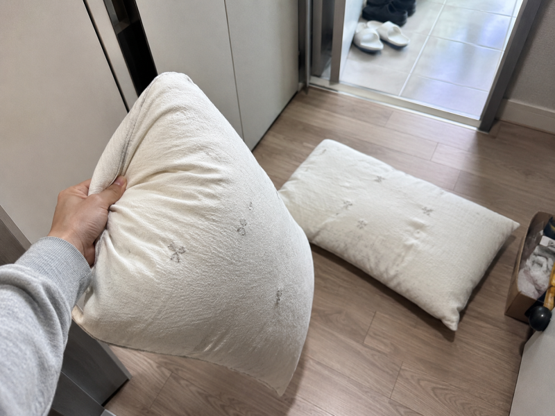 베개 버리는 법, 의류수거함에 그냥 넣으면 안 돼요