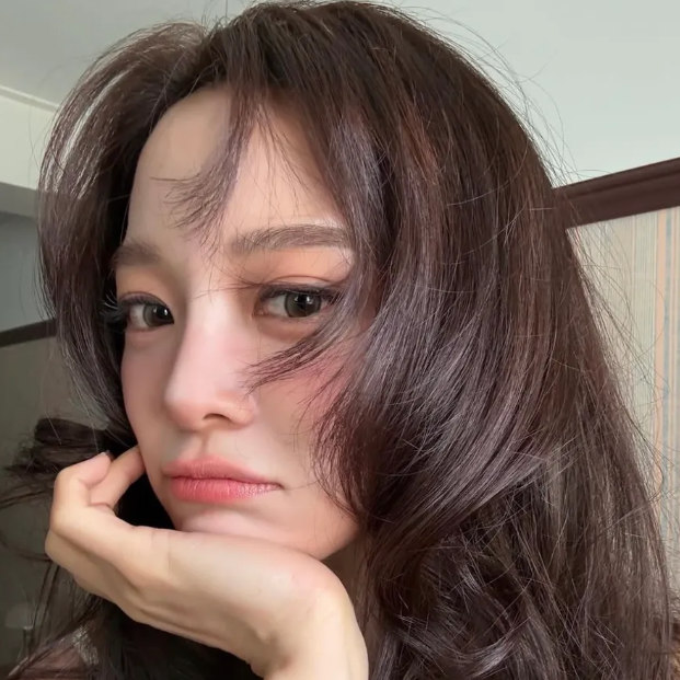 김세정 다이어트 식단, 하루 두 끼 샐러드 괜찮을까?