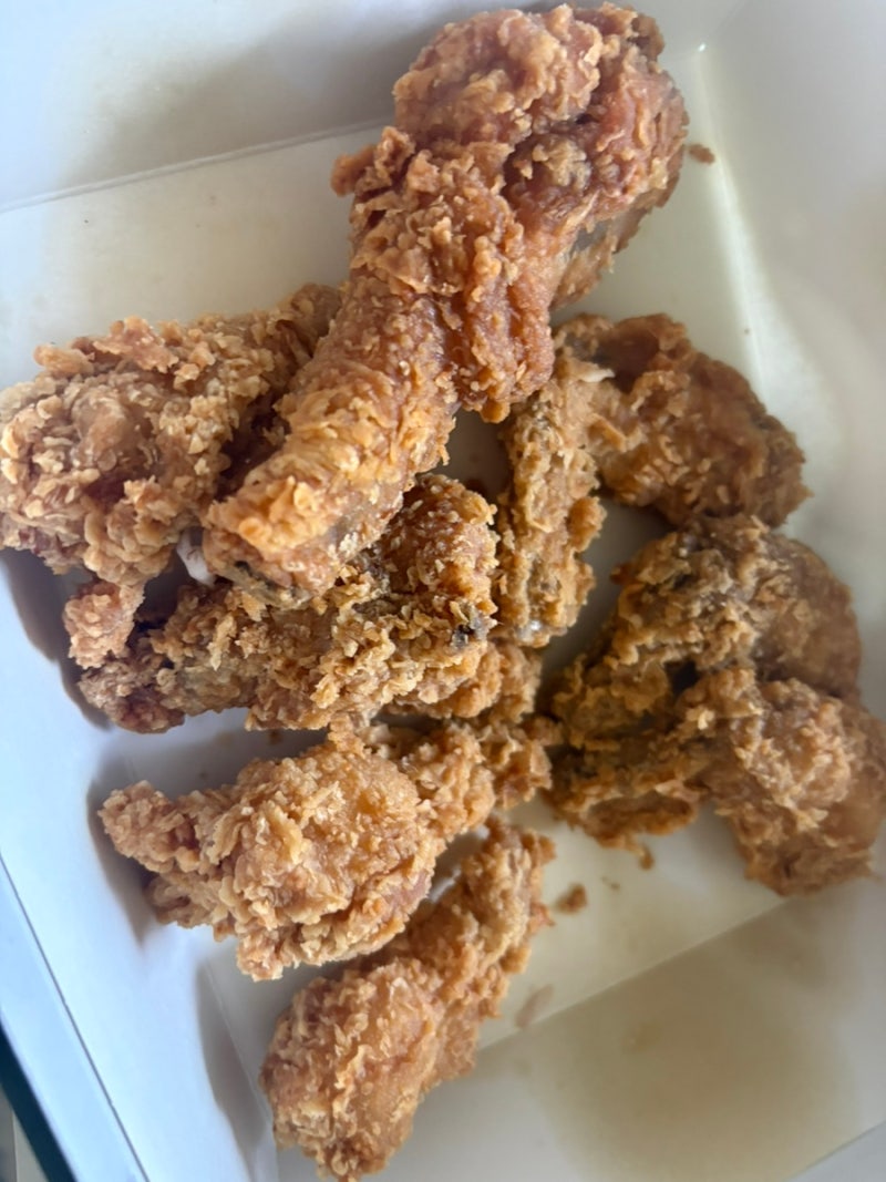 남은 치킨 보관 그냥 냉장고에 넣어도 될까? 유통기한, 바삭하게 데우는 방법