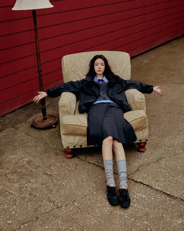 제이제이지고트(jj JIGOTT) 26FALL 캠페인 손나은 가을 패션화보로 보는 여자 크롭 자켓, 블라우....