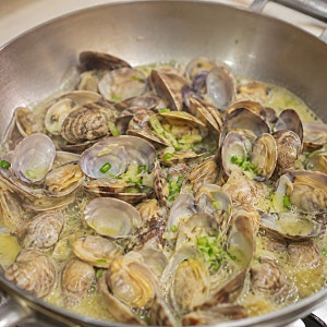 바지락술찜 레시피와 바지락술찜 버터 소주 넣는 황금비율까지