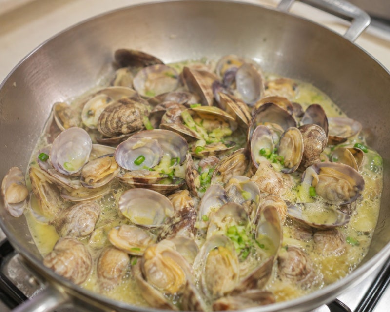 바지락술찜 레시피와 바지락술찜 버터 소주 넣는 황금비율까지
