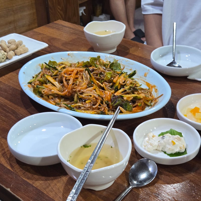 부산 맛집_풍자 또간집 부산편 한치모밀쟁반 먹고 비빔밥 무조건 먹기 평일 웨이팅 후기까지....