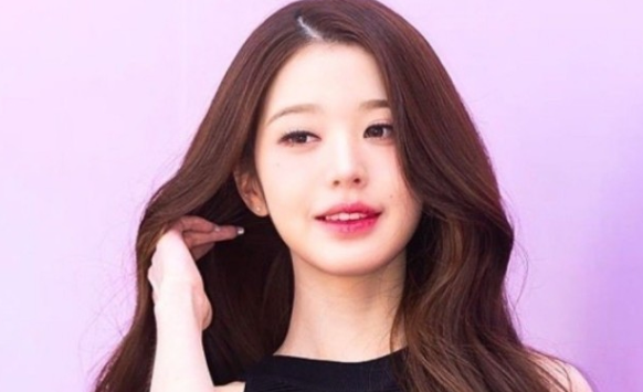 장원영 태도 논란 속 스태프 미담 화제...3시간 촬영을 40분 만에 끝낸 프로의식