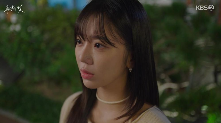 욕망의 덫 18회, <b>전혜원</b>, 서유정 사건 진범 추적 중 <b>장서희</b>에게 발각....