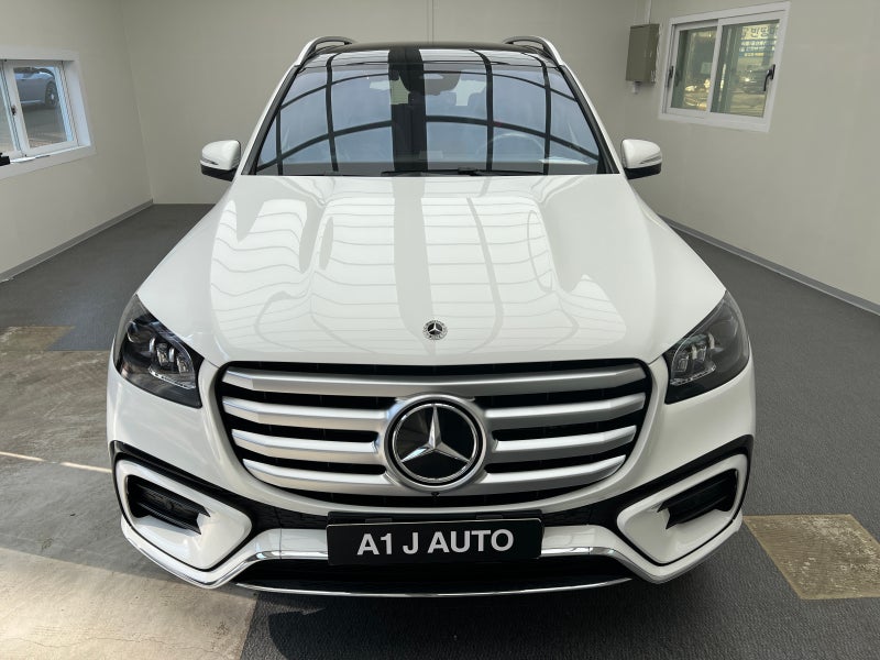 벤츠 GLS 450 가격 1억 5,400만원, 가솔린과 디젤이 같은 값입니다