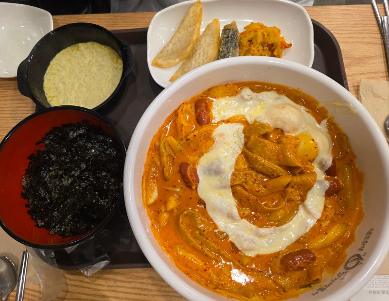 엽떡 로제 반반 실속세트 수원스타필드 근처 맛집 내돈내산 후기