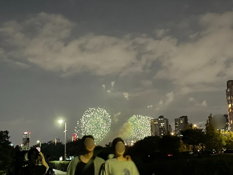 [정보] 2025 여의도 불꽃축제 후기: 이촌한강공원 동작대교 잠수교 비교