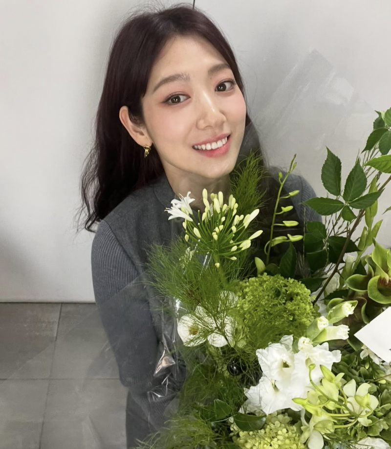 "Is She Really Pregnant?" Park Shin-hye's Recent Appearance Revealed Ahead of Her Second Child's Birth