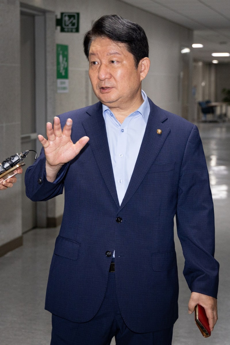 권영진 당원권 정지 1년 6개월 징계 재심 신청