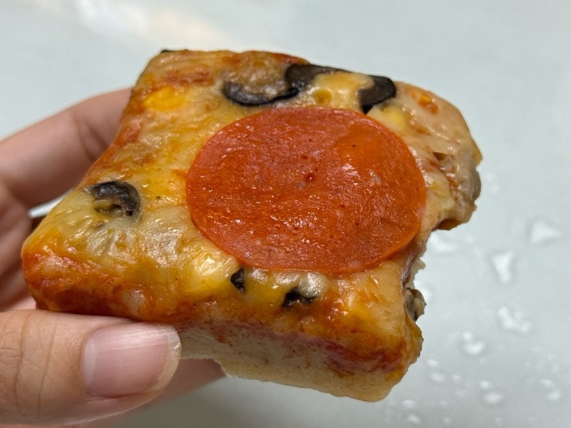 창원 상남동 맛집 | 피자설기, 모찌 구매 후기 | 상남시장 금,토만 하는 떡집 ‘홍시루’