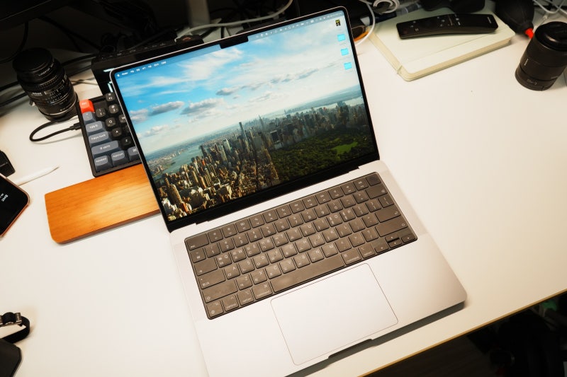 맥북프로 14 M1 Pro 16GB 5년차, 개발자 사용기 — 2026년 중고로 사도 되나, 신형과 얼마 차이가 ....