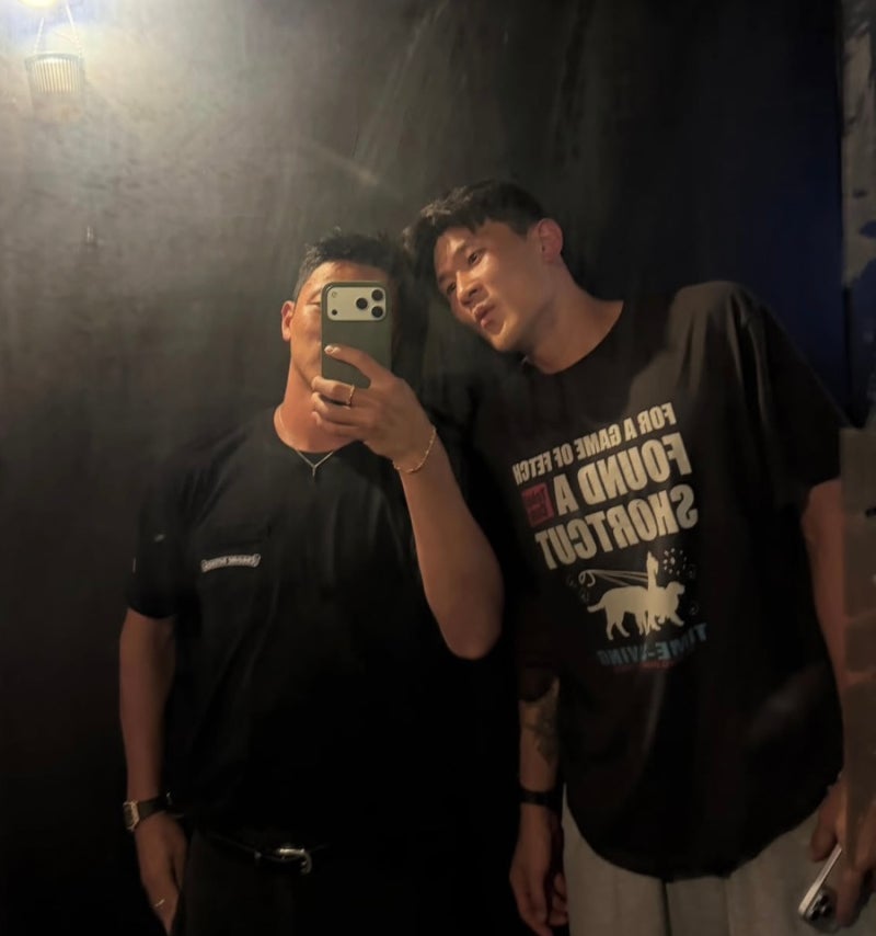 황희찬 독일 돌아오자마자 김민재 만난다 샬케 데뷔전부터 코리안더비 성사될까
