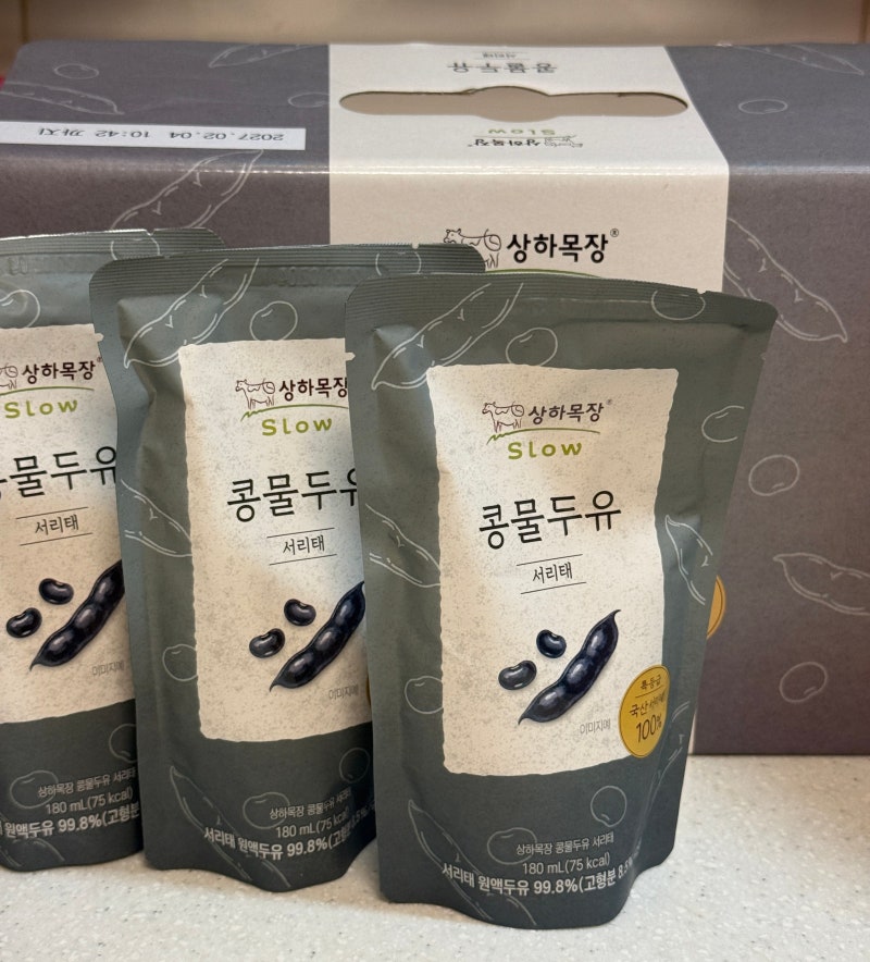 무신사에서 이런 것도 판다고? — 상하목장 콩물두유 서리태 후기