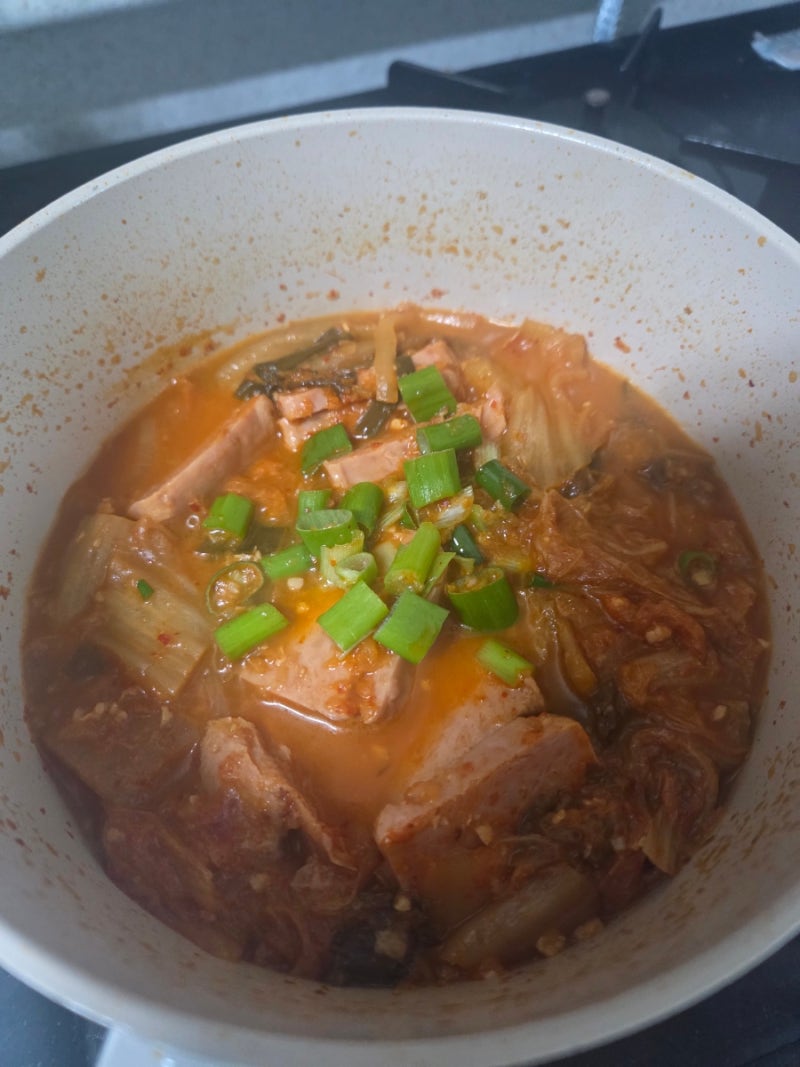 내 멋대로 맛대로 레시피 - 스팸 김치찌개