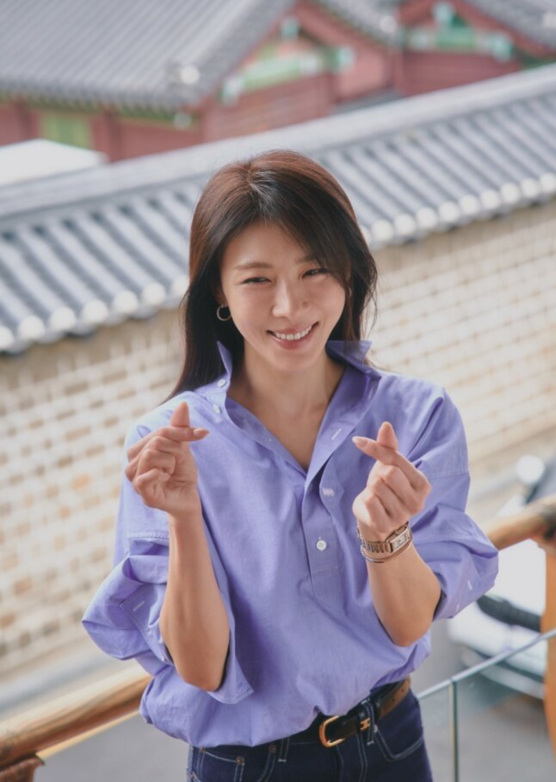 "눈썹도 밀었다" 하지원 6년 만의 스크린 복귀 데뷔 첫 탈색,시사회에선 흰 크롭 셔츠