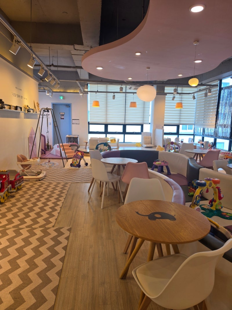 울산 삼산 9개월아기랑 실내가볼만한곳 베이비키즈카페 핑크코끼리 조동모임