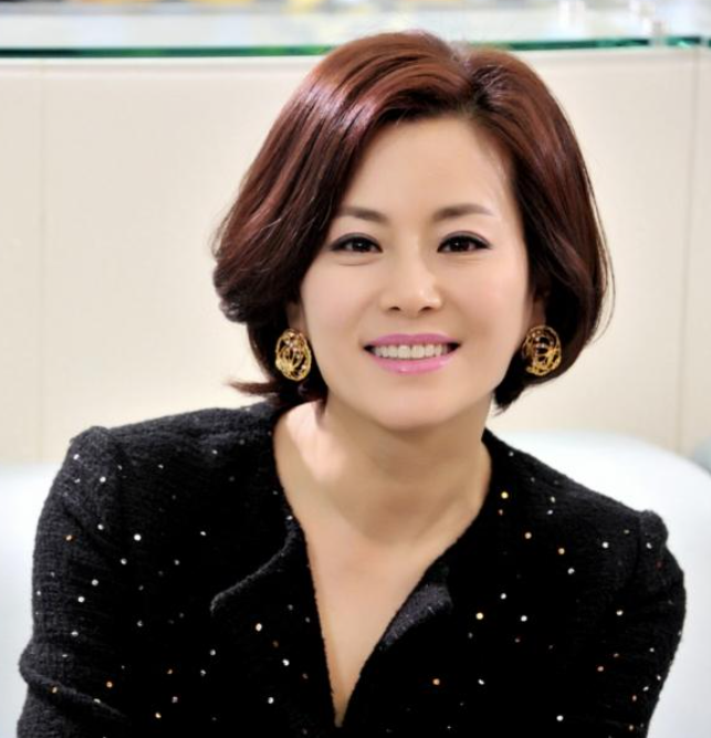 “엄마도 배우, 두 딸도 배우였는데…” 견미리 가족이 어느새 3세대로 이어진 현재