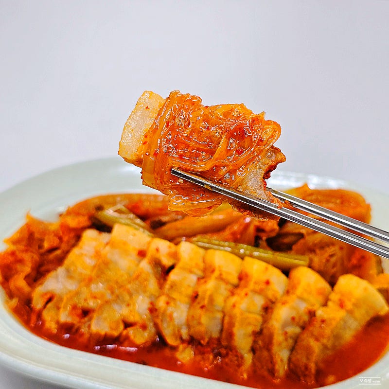 녹진한 통삼겹살 김치찜 레시피 묵은지 김치찜 만드는법