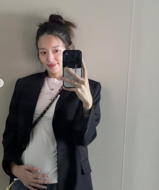 배우 김민경 46세 출산 총정리｜2.72kg 아들·남편 누구? 미스코리아 진·결혼 2년 만에 엄마