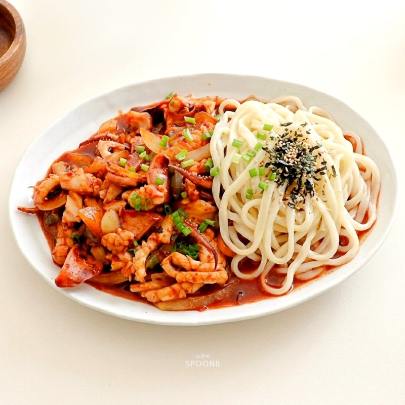 오징어 비빔 칼국수 만들기 류수영 황금레시피