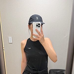 나이키 nike 스위프트 여성 드라이 핏 러닝 탱크 탑 s 사이즈 블랙 HQ0621-010 런닝복 추천