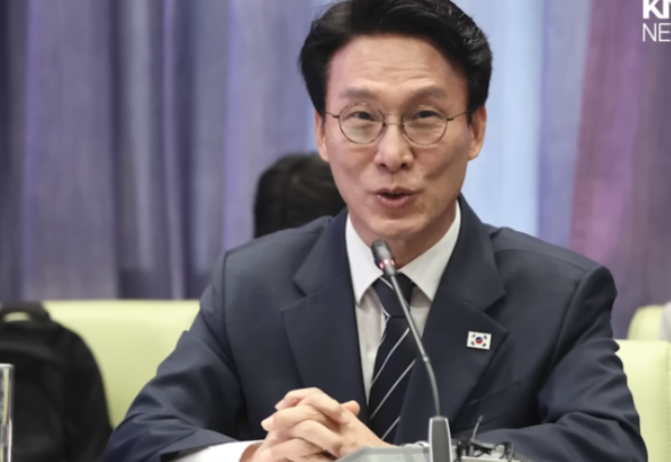 국무총리에서 민주당 대표로…김민석 그는 누구인가? 연봉및 논란까지 팩트정리