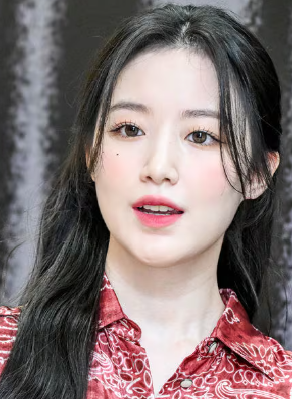 “한국말 서툴던 대만 소녀였는데…” 슈화, 어느새 영화 주연 맡고 부산국제영화제까지