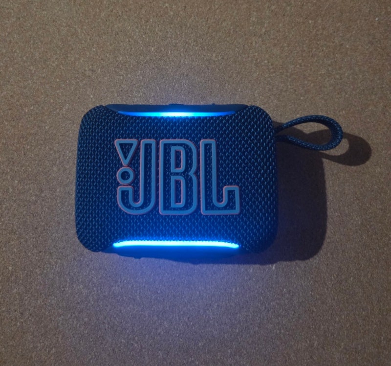 JBL GO5 블루 후기｜작지만 소리는 꽉 찬 휴대용 블루투스 스피커, 무드등까지 만족