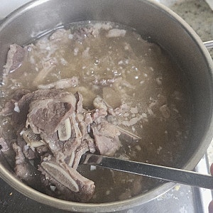 갈비탕 레시피, 집에서도 전문점 맛 그대로! 맑고 깊은 국물 소갈비탕 황금레시피