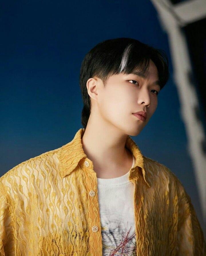이찬혁 LEE CHANHYUK - '멸종위기사랑' '비비드라라러브'