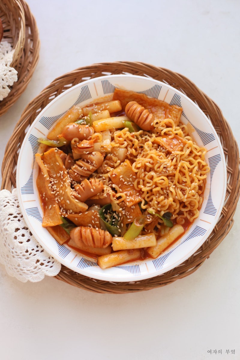 분식집 라볶이 레시피 라면볶이 라면요리 야식메뉴