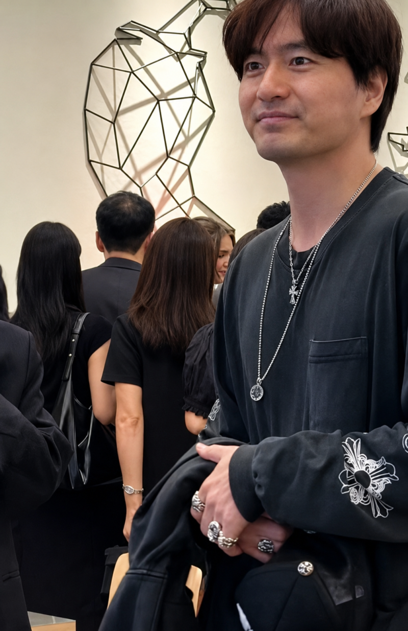 "영포티 같아..." 천만원대 크롬하츠 풀착장한 이진욱 근황