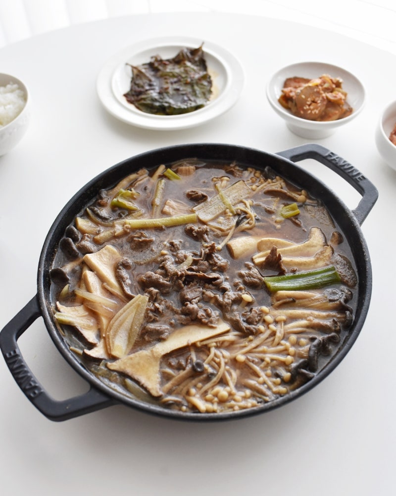 가을에 더 맛있는 불고기 버섯전골 만들기 소불고기 레시피