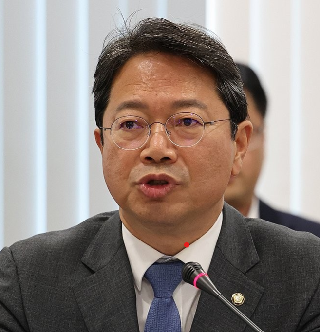 김승원 법무부 장관 후보자 누구? 성범죄 변호·임상시험 청탁 논란 총정리