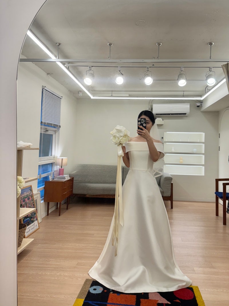 3. 모드니에서 찾은 나의 실크 웨딩드레스