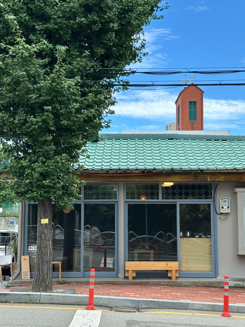 8월 : 카페왈라, 치이카와 팝업, 속초 초당커피정미소, 흰다정, 장홍김밥, 현태네튀김, 속초대....