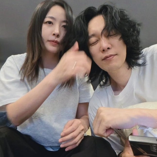 심은진 전승빈과 다정한 셀카, 불화 오해 직접 풀어낸 근황