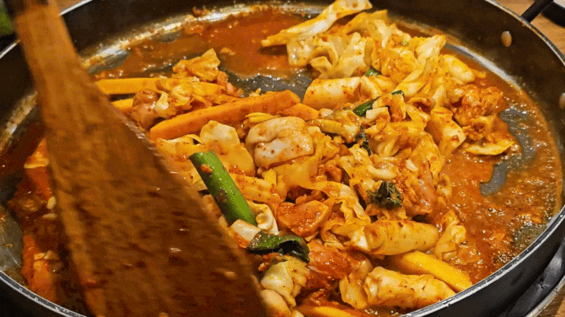 기흥 롯데 프리미엄 아울렛 맛집 통나무집닭갈비 - 2대를 이어오는 춘천의 맛