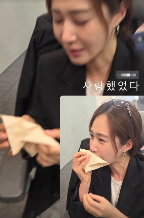 권유리, 25년 몸담은 SM 떠났다…소녀시대는 계속되는 이유