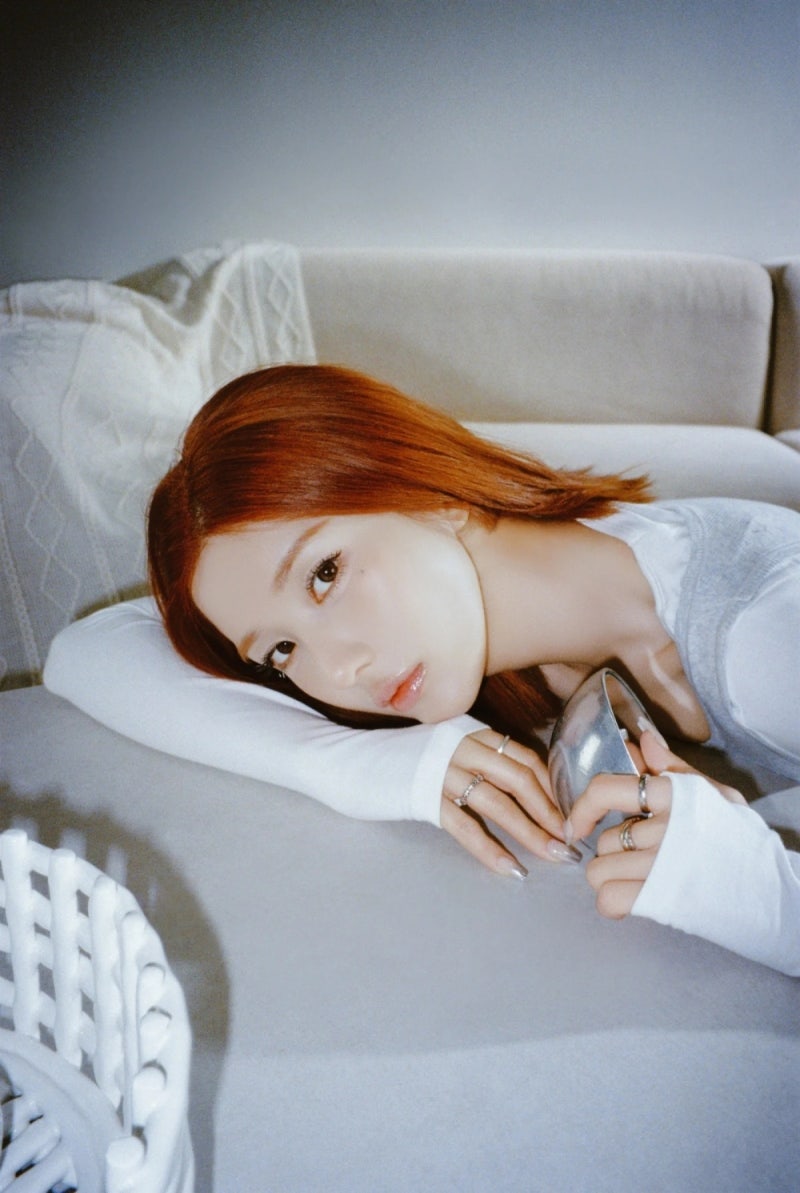 권은비, 아이즈원 재결합 염원 10주년 활동 기대