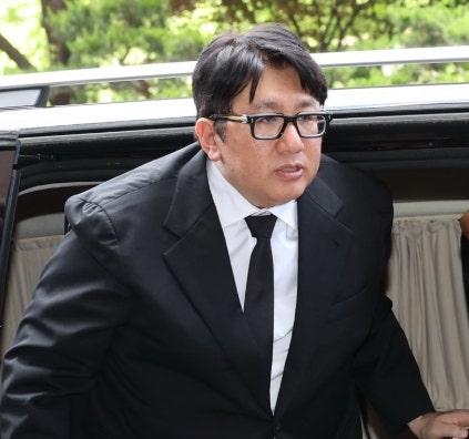 방시혁 프로필, 나이 학력 서울대 하이브 의장 이력 (+불구속 송치)