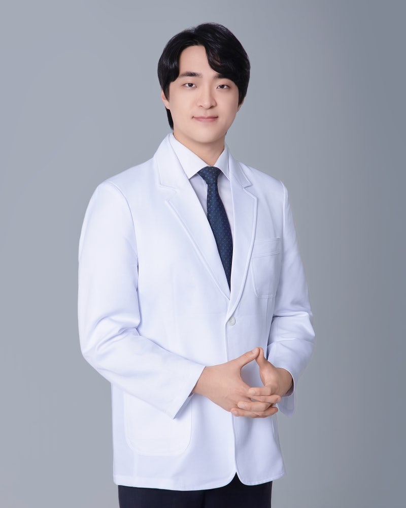 [영통플러스정형외과] 2인 진료 개시! 이종훈 원장 초빙 안내