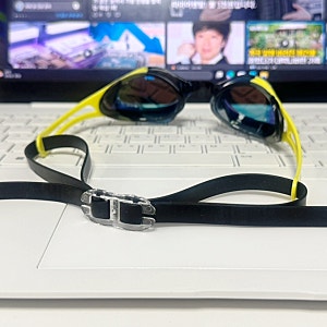 뷰 수경 v128SAM 미러렌지 물안경 블레이드F 수경 끈 끼우는 법